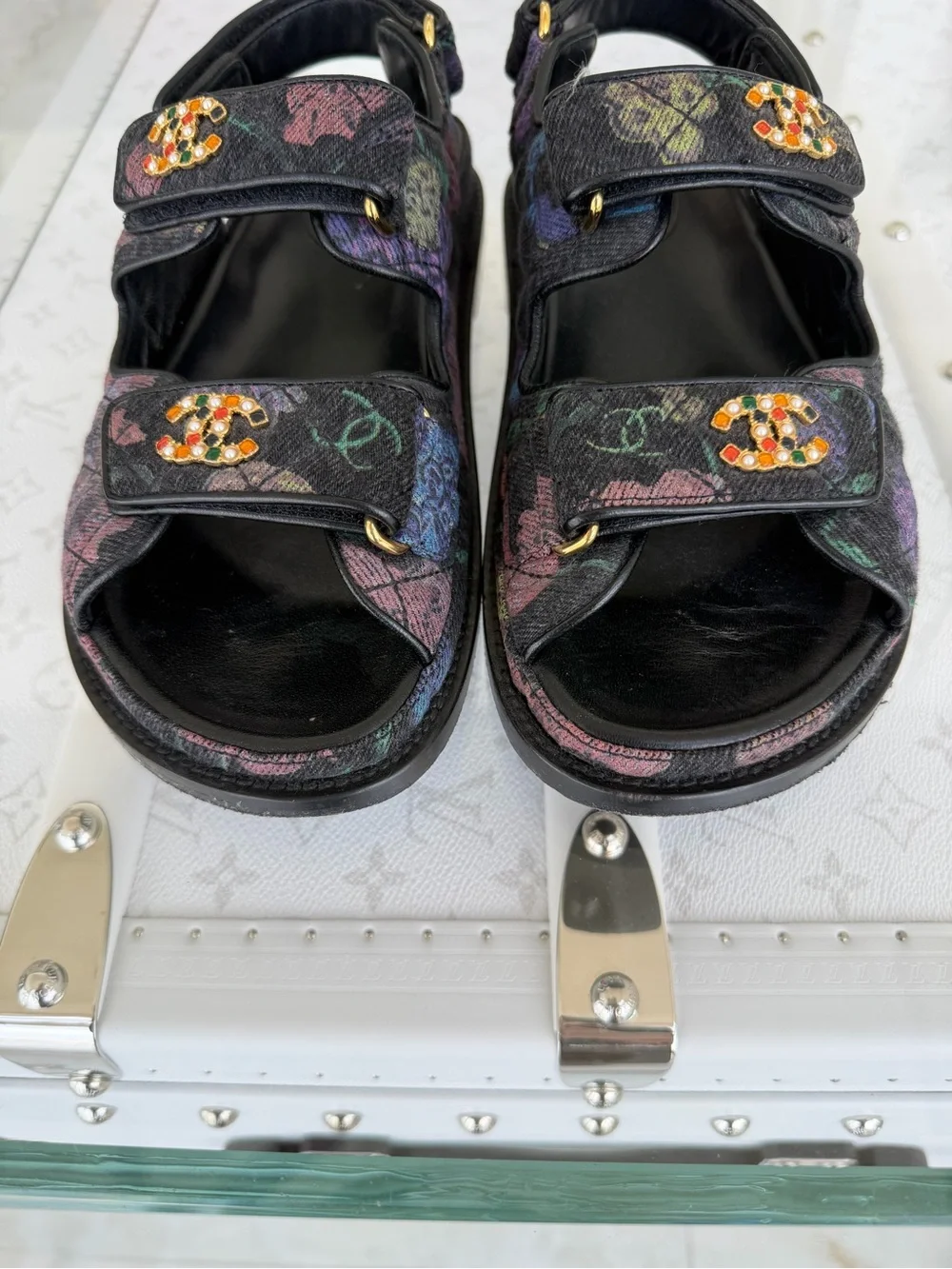 CHANEL 🖤 Interlocking CC Multicolor Denim Dad Sandals Sz 36